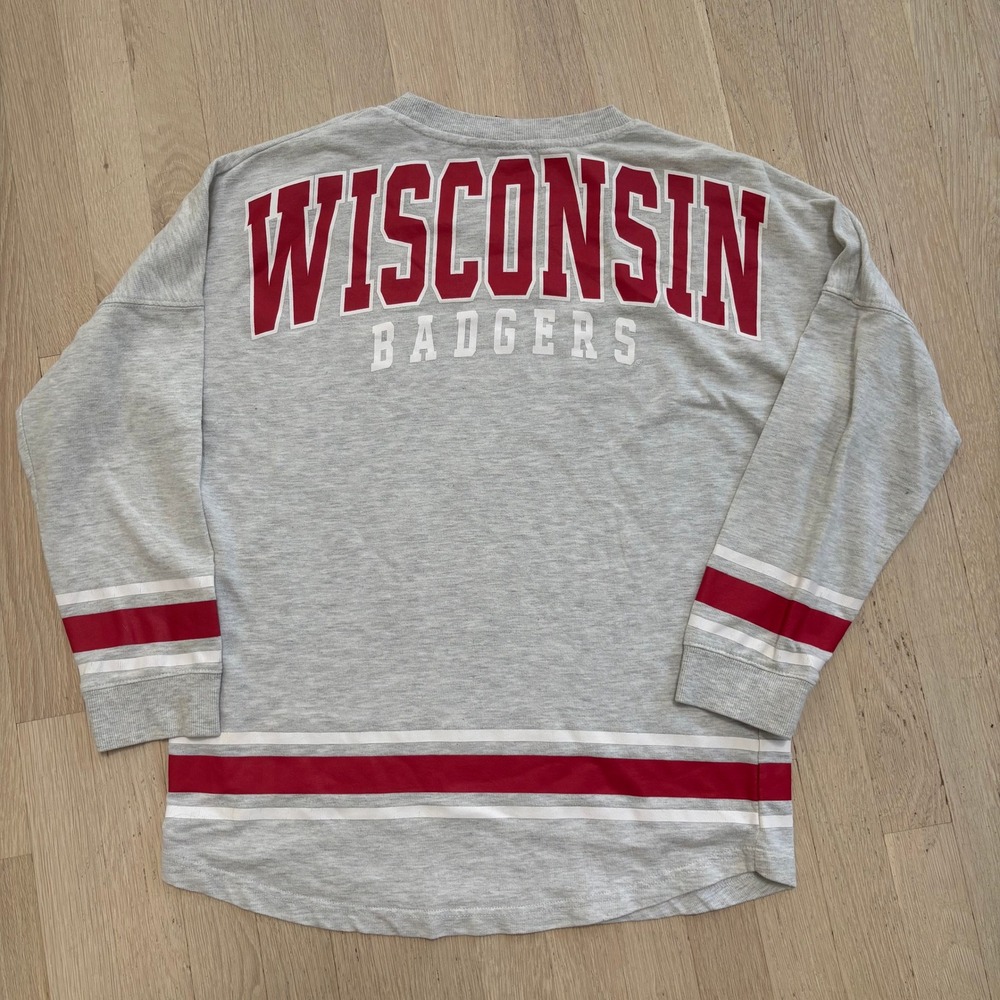 Colosseum Wisconsin Badgers Spirit Jersey Women Medium Gray Long Sleeve Good